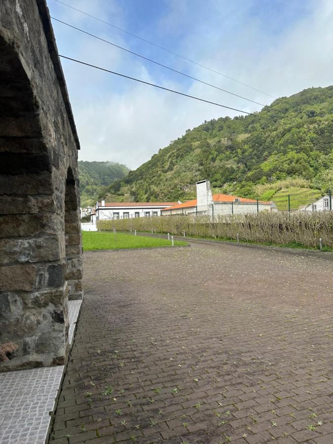 Villa Casa Do Moinho Faial da Terra Exterior foto
